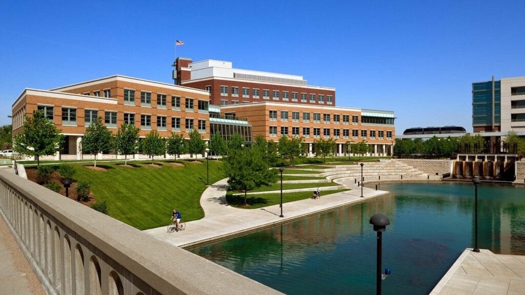 eye hospital in Indianapolis
